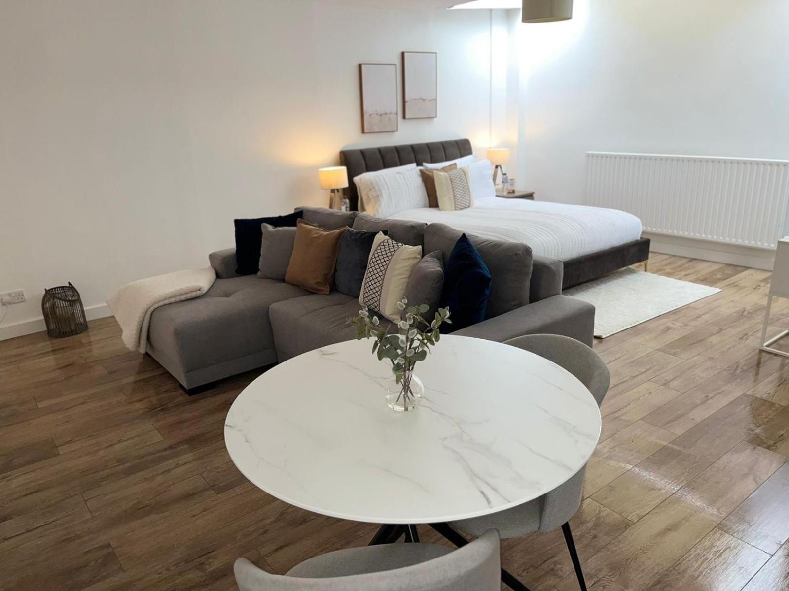 Appartamento Modern In Popular South Kensington Location *